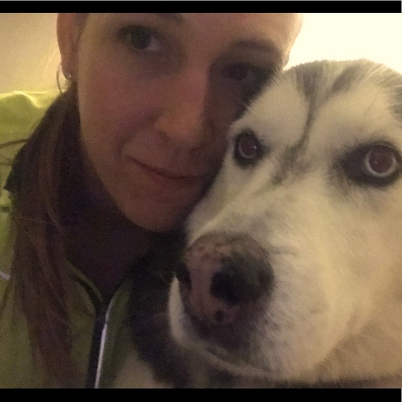 Meet your Posher, Christina - Picture 1 of 1